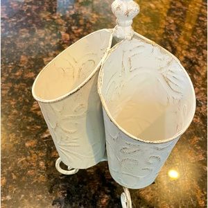 Old fashion, silverware holder, it turns!